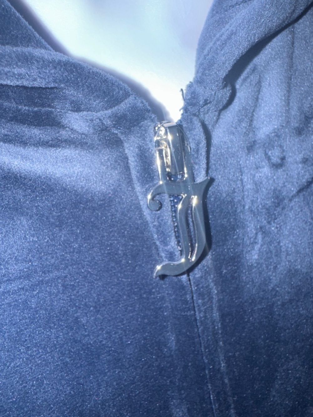 Juicy Couture- NWT Navy Velour Rhinestone Logo Zip Hoodie Size Small - Picture 6 of 16
